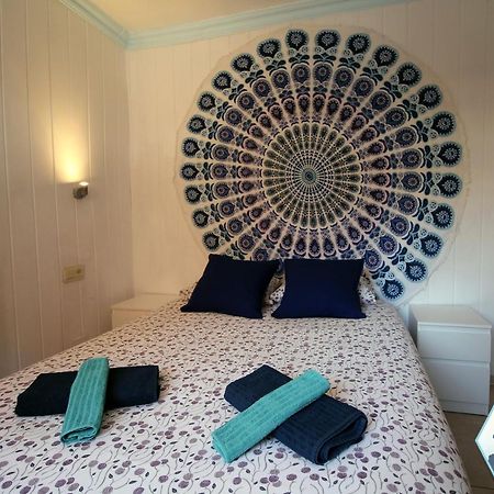 Sunny Los Alamos Apartment ตอร์เรโมลิโนส ภายนอก รูปภาพ