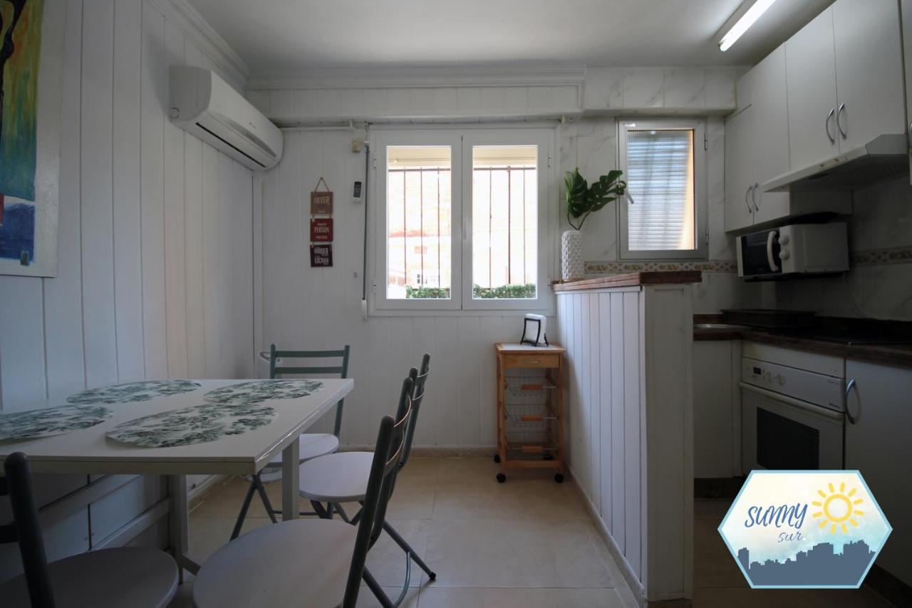 Sunny Los Alamos Apartment ตอร์เรโมลิโนส ภายนอก รูปภาพ