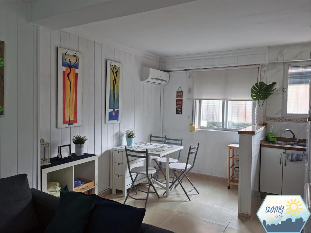 Sunny Los Alamos Apartment ตอร์เรโมลิโนส ภายนอก รูปภาพ